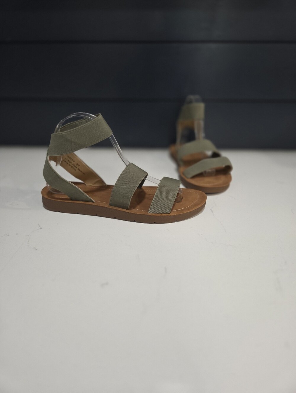 Cushionaire Indego Two Band Stretch Sandal In Olive Size 9M